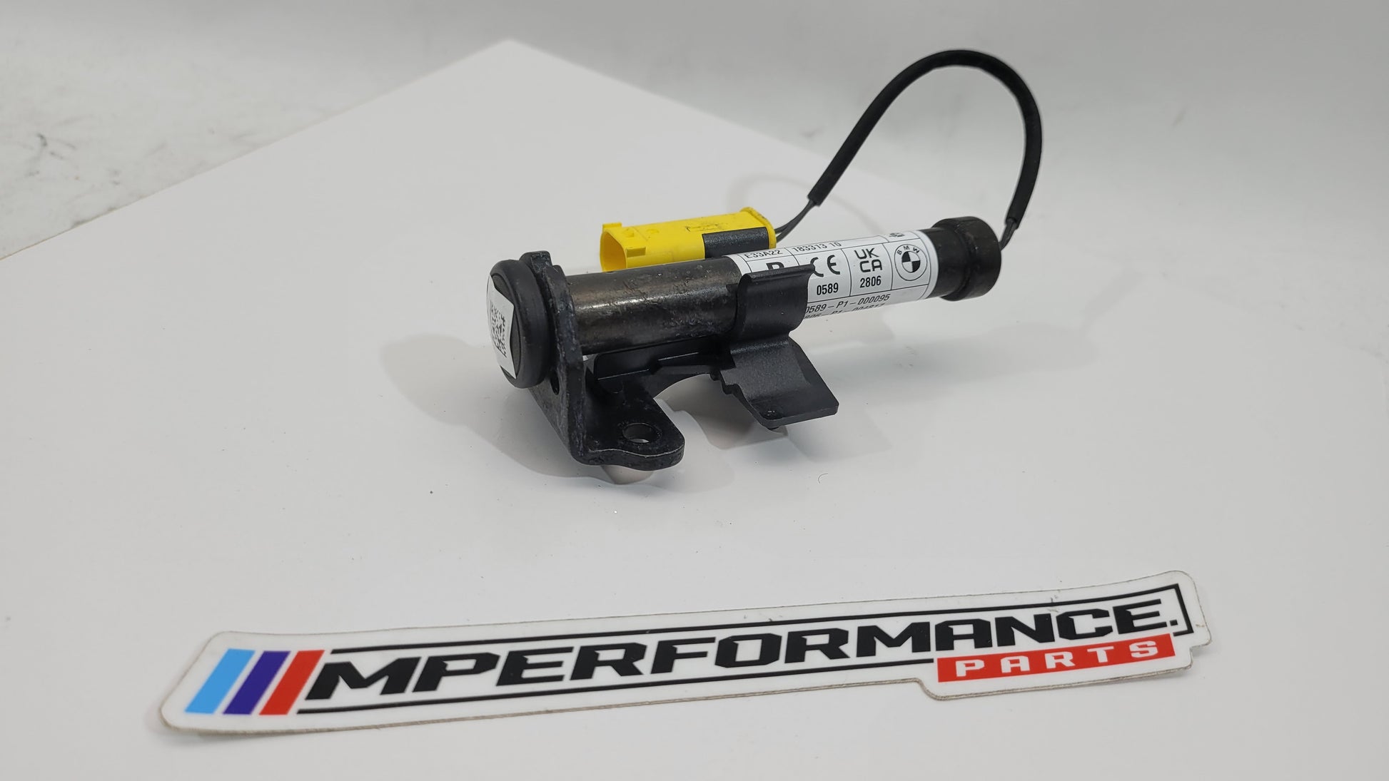 07019 - e33a22 - 183313 10 - 7449430 10 - MPerformance.parts