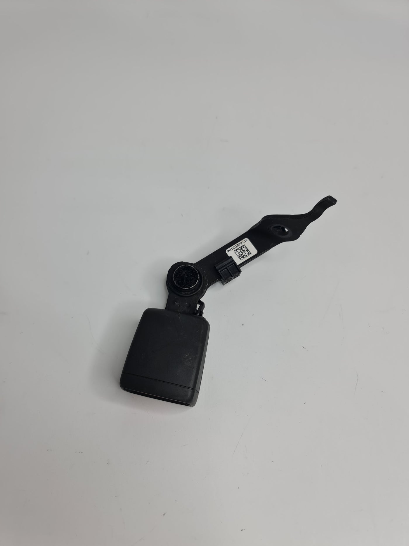 BMW M3 G80 Rear Left Seat Buckle 7442031 - MPerformance.parts
