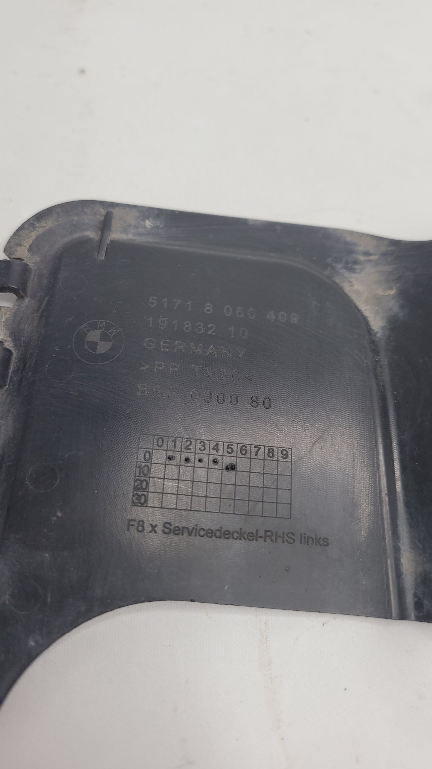 BMW M3 F80 LEFT Cover / CAP 8060409 - MPerformance.parts