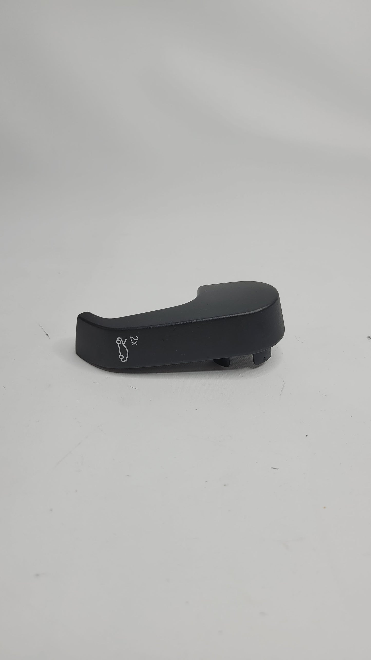 BMW M3 Bonnet Hood Opener Release Handle Lid 67938323 - MPerformance.parts