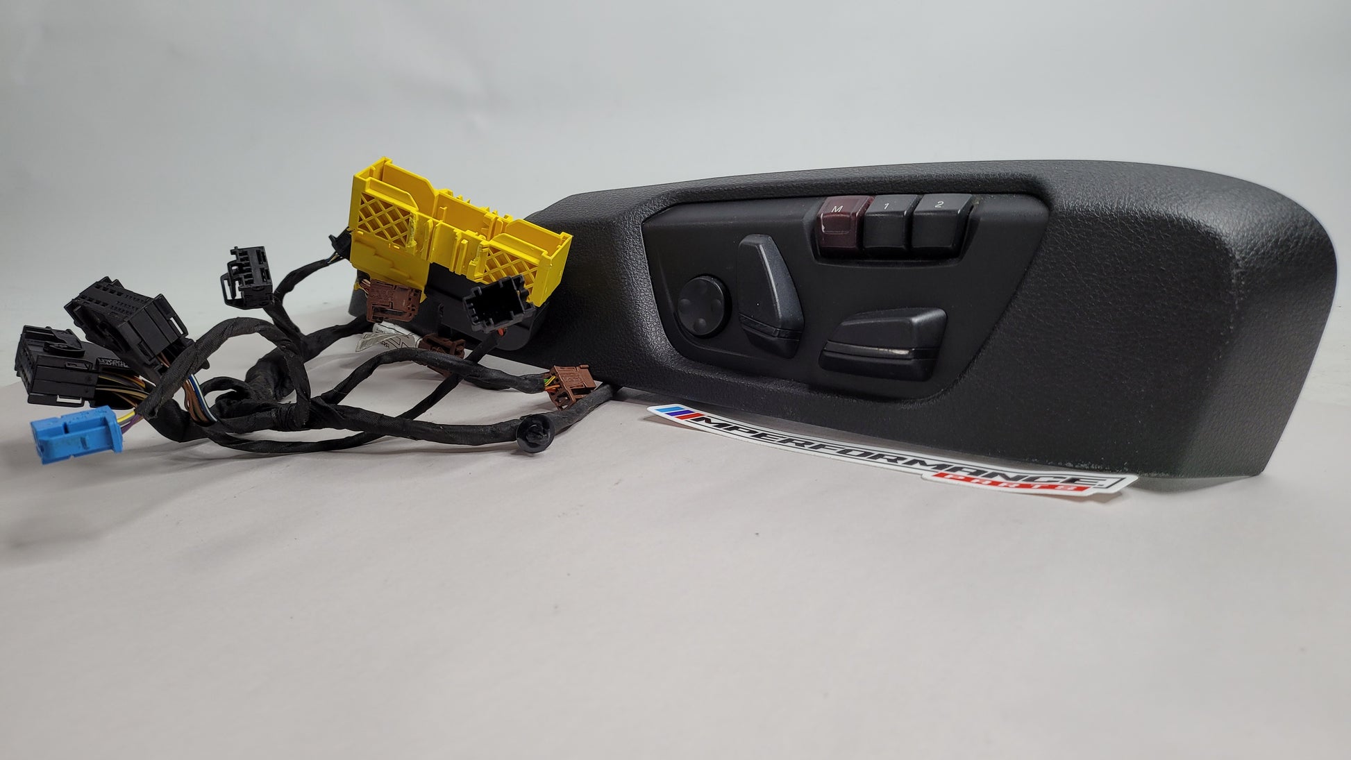BMW 320i 328i 335i 340i 330i F30 F31 Front LEFT DRIVER Seat Wire Harness 9258228 - MPerformance.parts