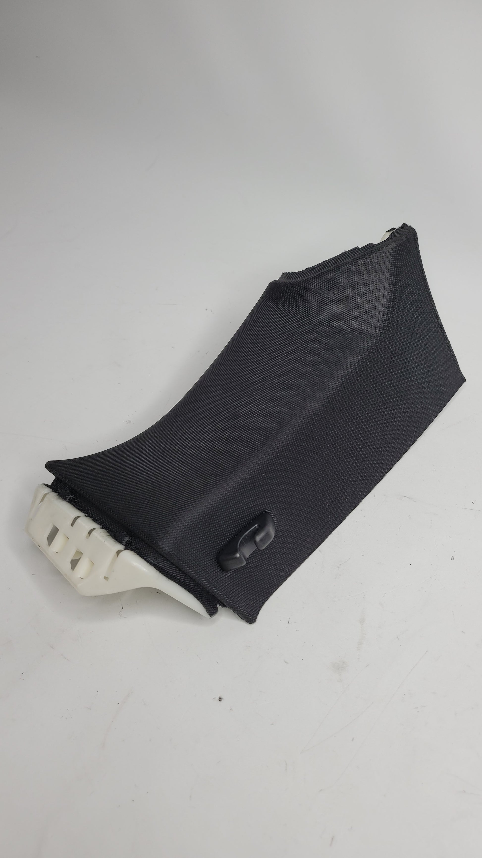 BMW 4 SERIES G22 G82 LEFT PASSENGER SIDE UPPER B-PILLAR TRIM COVER 8096863 - MPerformance.parts