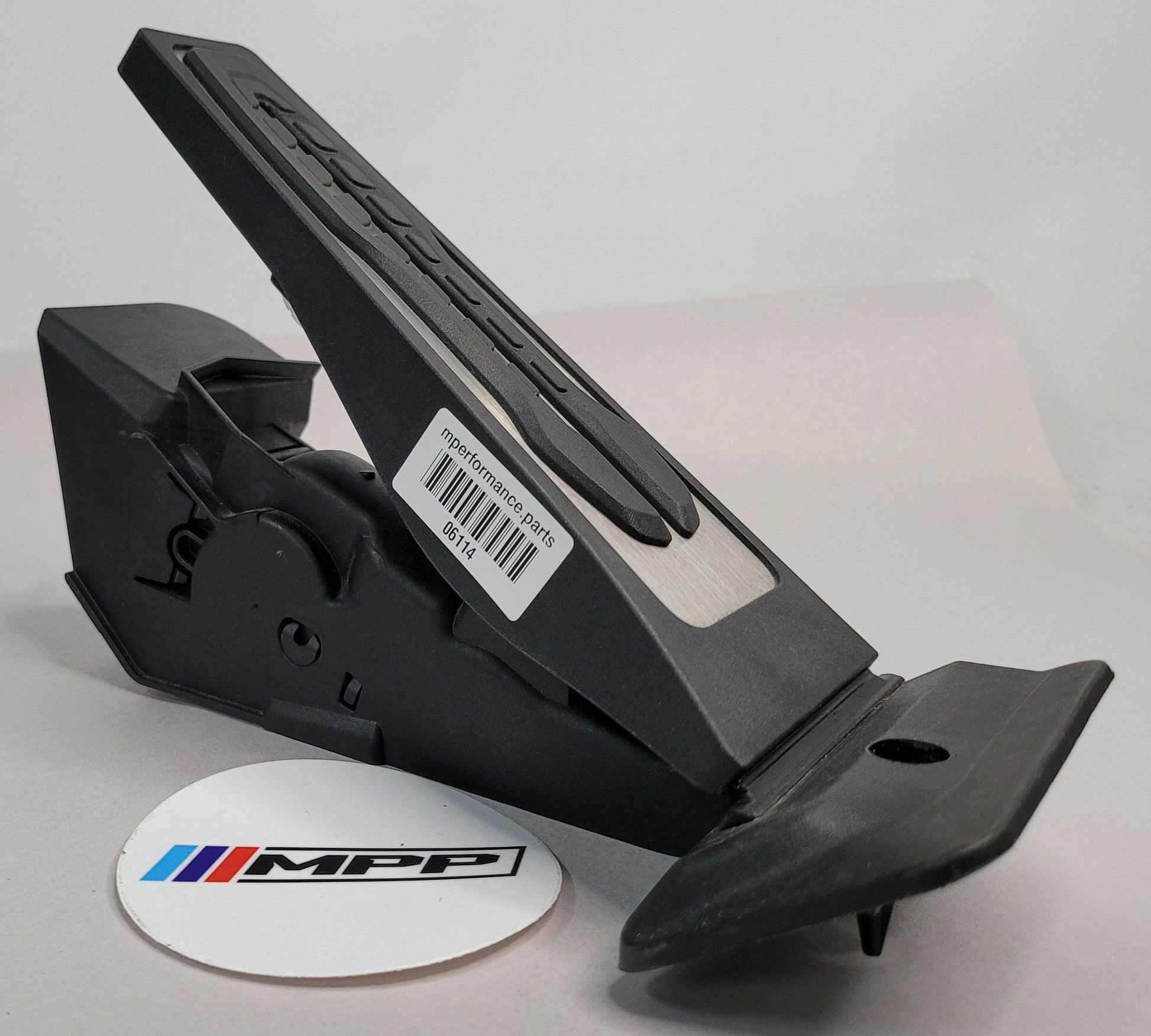 BMW G05 G07 G22 G80 G82 M3 F42 XM ACCELERATOR PEDAL THROTTLE MODULE AUTO 6889820 - MPerformance.parts