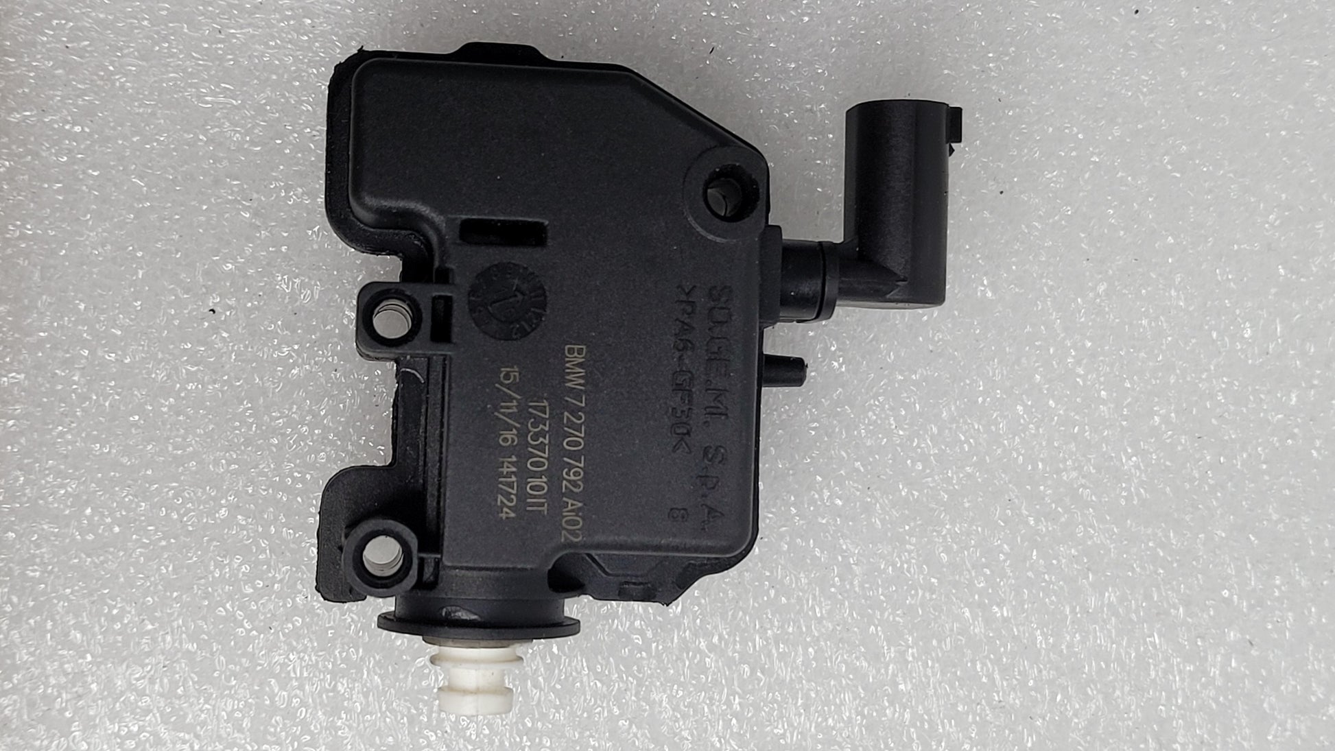 BMW F20 F22 F30 Fuel Filler Flap Drive Mechanism Actuator Opener 7270792 - MPerformance.parts
