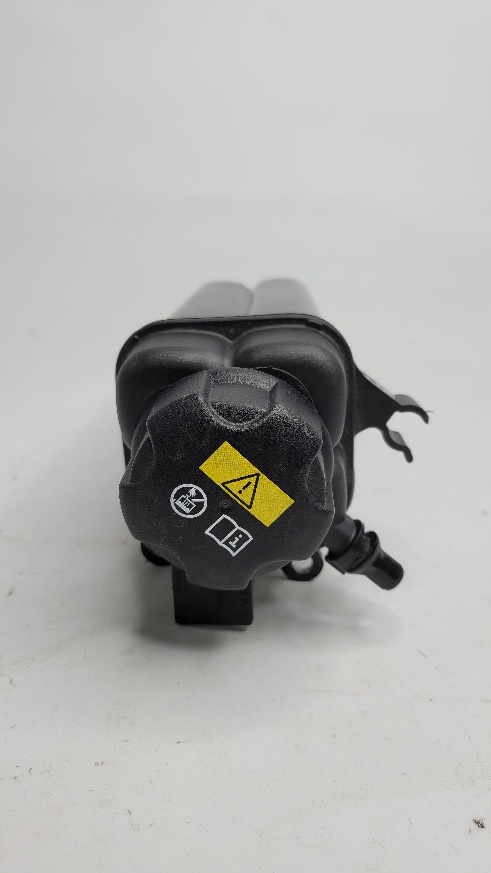 2021 - 2024 BMW M3 G80 Reservoir 8093925 - MPerformance.parts