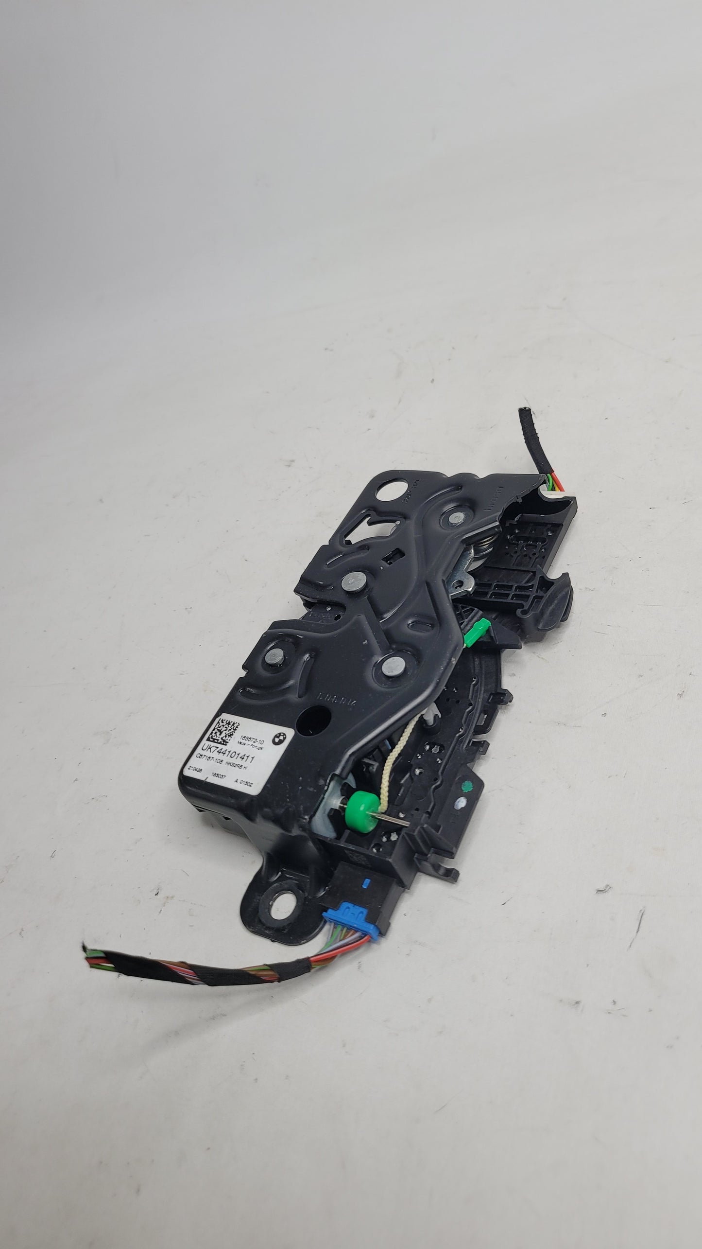 BMW G80 M3 TAILGATE BOOT LID LOCK LATCH CATCH MECHANISM 163672-10 - MPerformance.parts