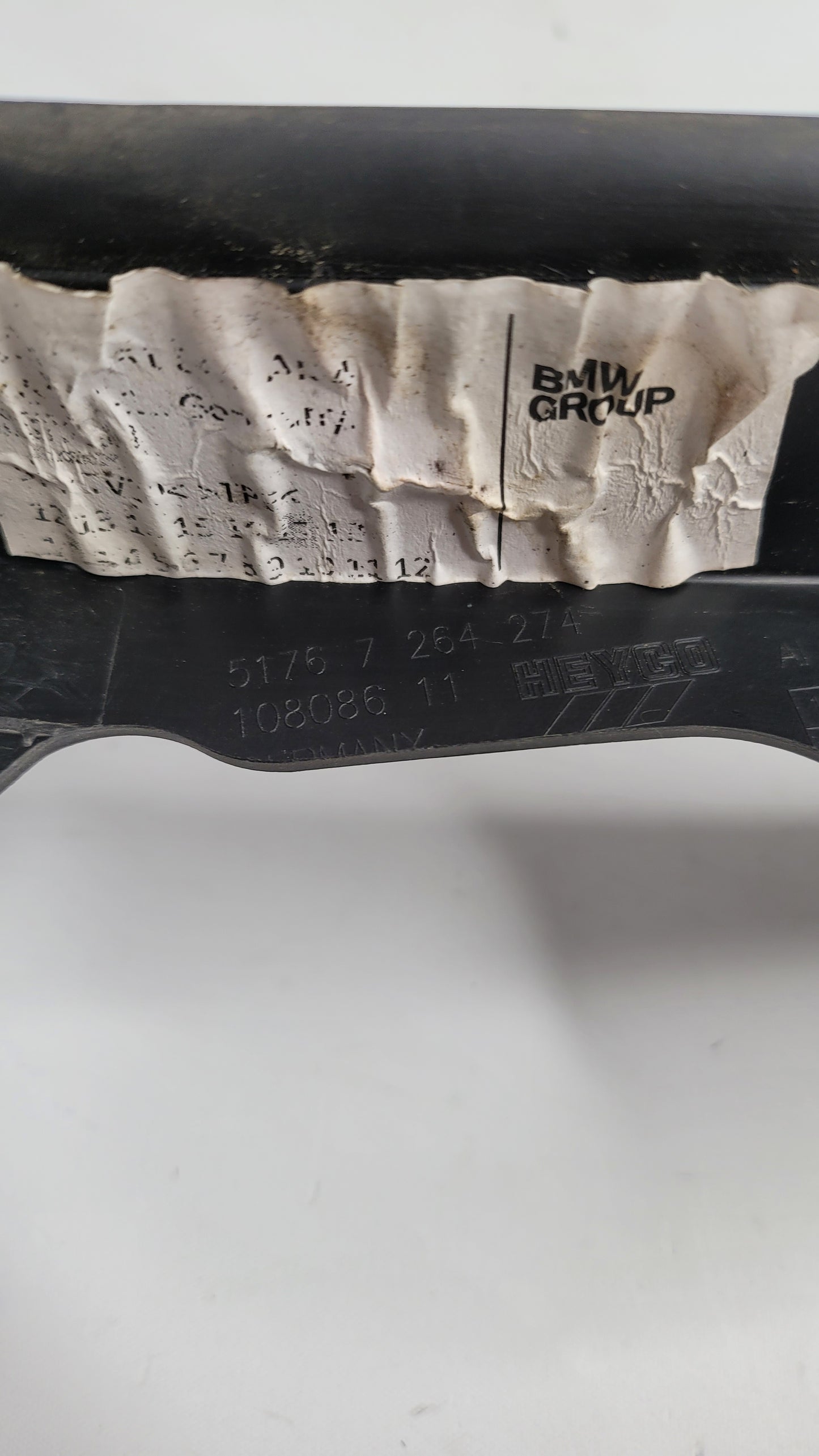 BMW F80 Front Left Cowl Grille Panel Outer Seal Cover - 10808611 - MPerformance.parts