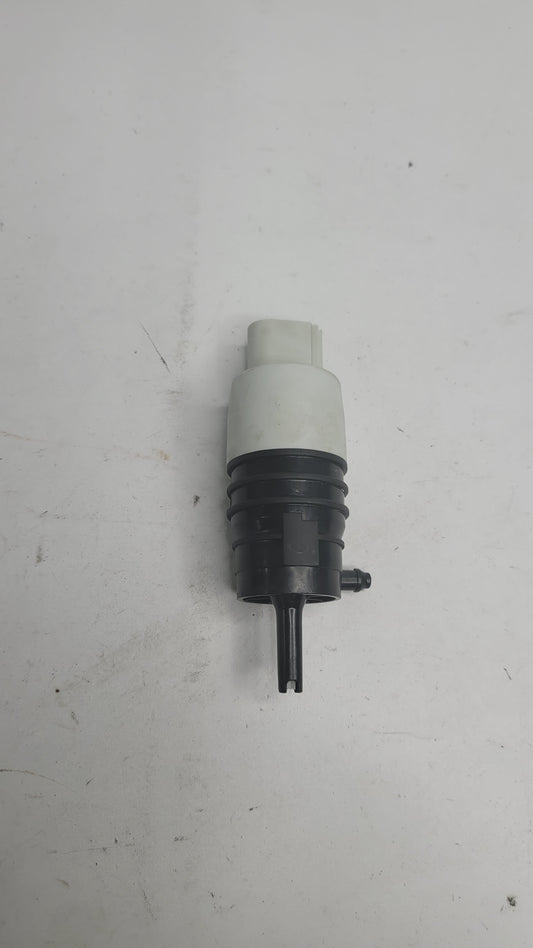 BMW G80 M3 - Windshield Washer PUMP 8736998 - MPerformance.parts