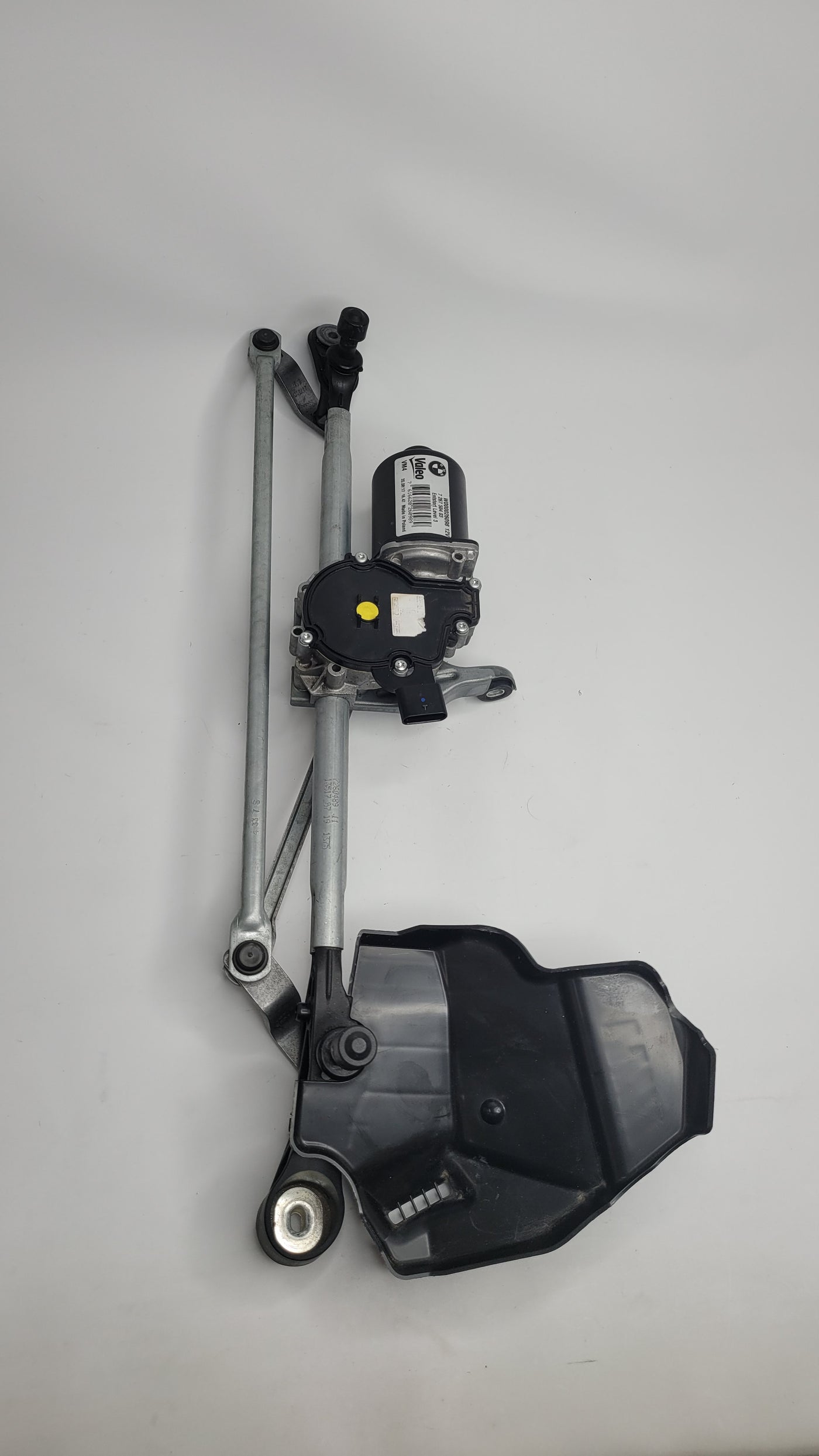 BMW M4 F82 Front Windscreen Wiper Motor RHD 726750403 - MPerformance.parts