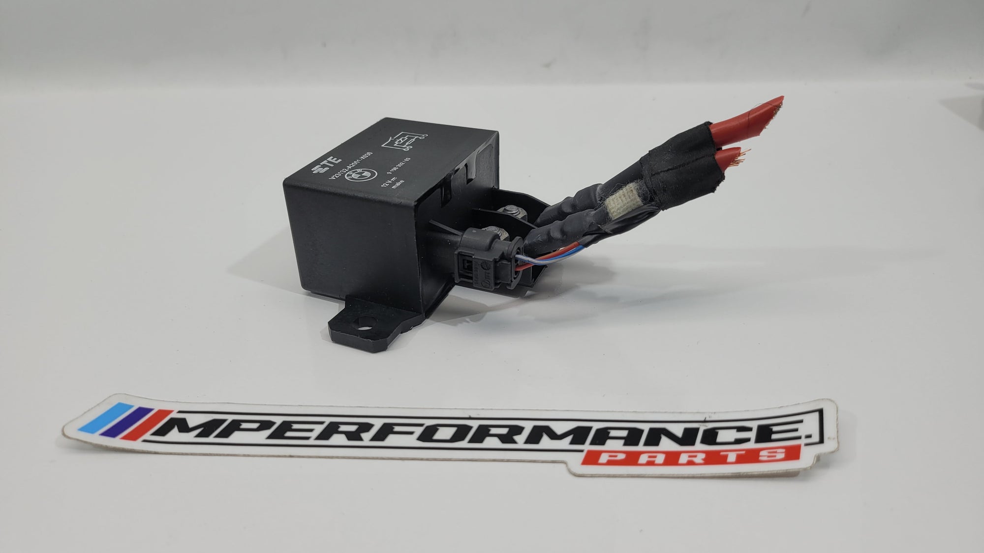 BMW M3 F80 Cooling Fan Relay Control Unit 9198302