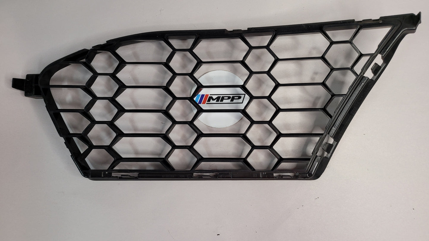 BMW G80 G81 G82 G83 BUMPER AIR INLET GRILLE FRONT RIGHT 8069440 - MPerformance.parts