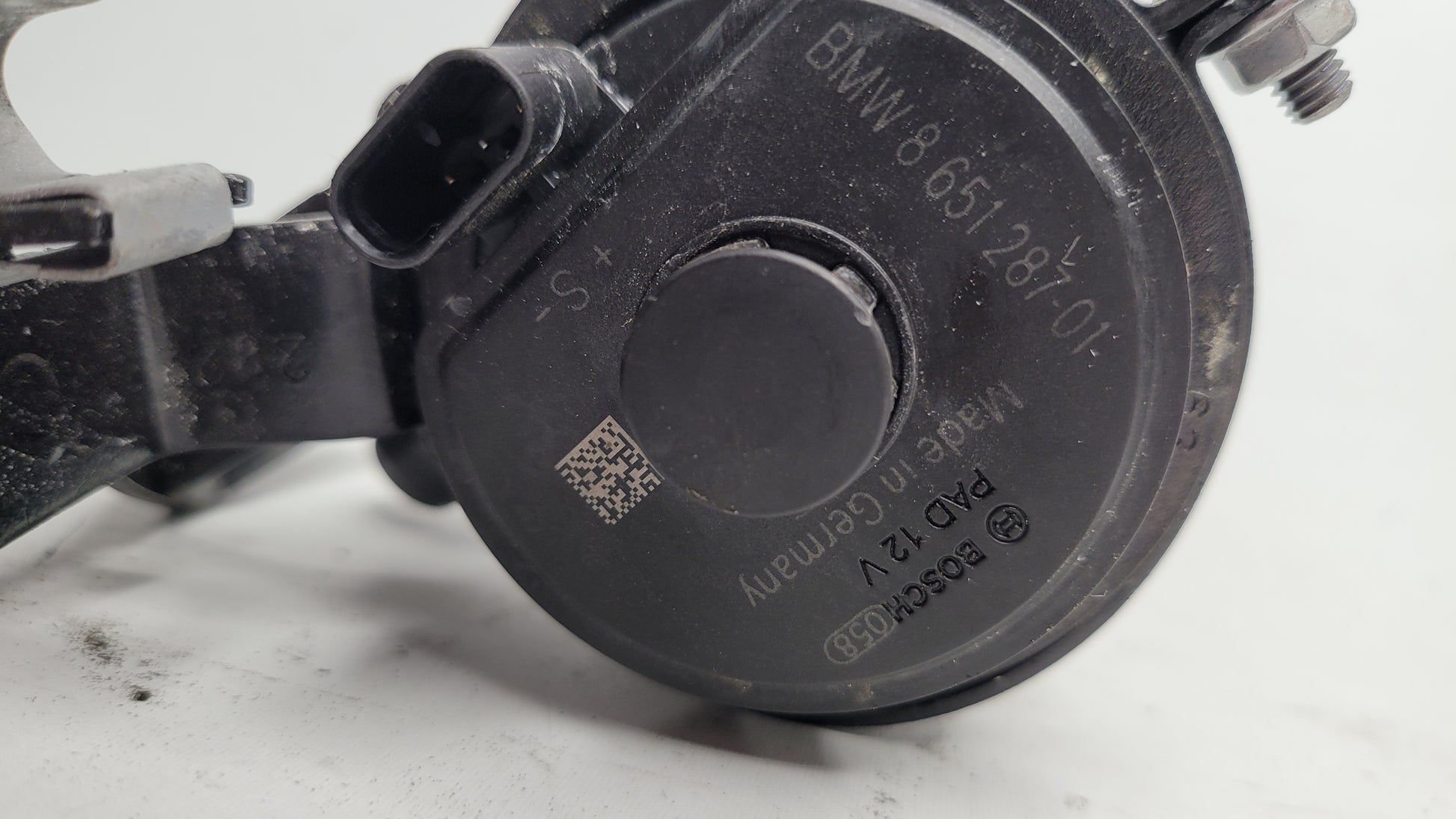 Auxiliary Coolant Pump Water Pump Genuine BMW B46 B48 B58 S58 8651287 - MPerformance.parts