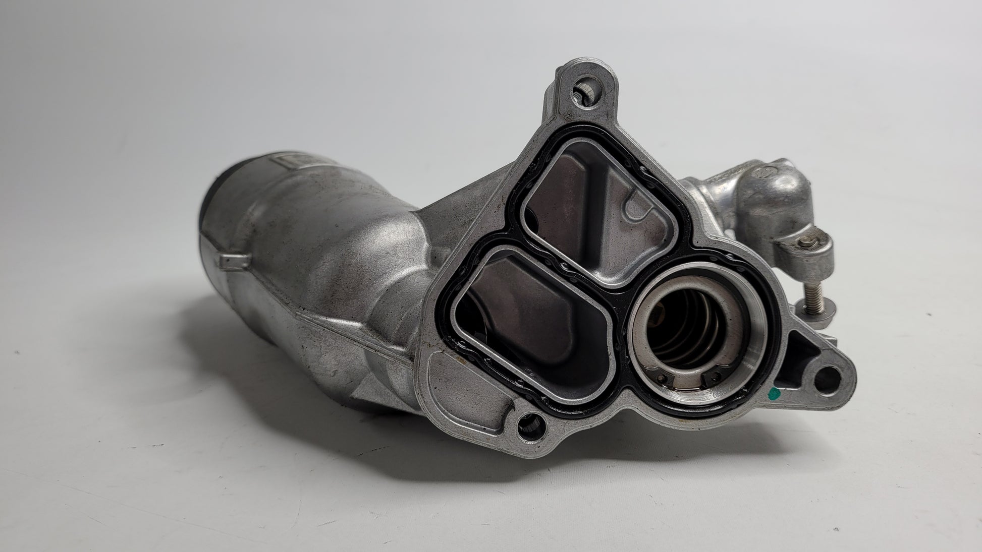 OIL FILTER HOUSING BMW M3 G80/G81 7882997 - MPerformance.parts