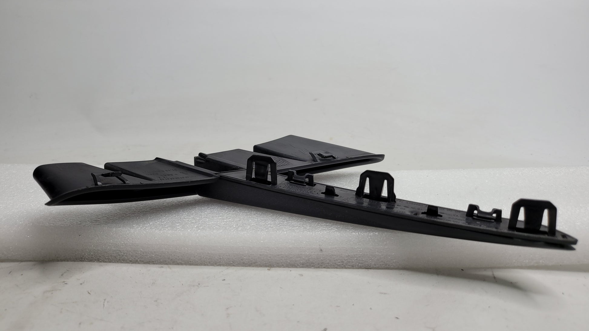 BMW F80 M3 Left Side Fender Wing Trim Molding Black - 8056071 - MPerformance.parts
