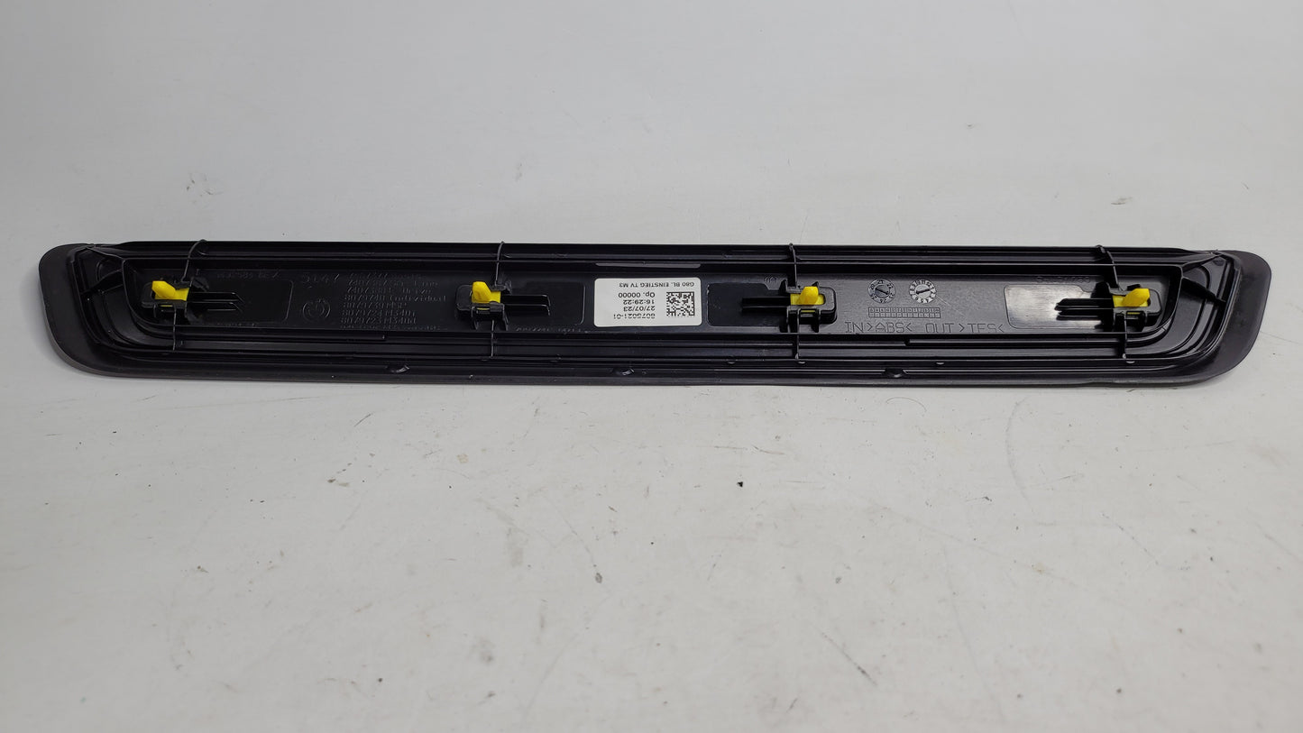 BMW M3 FRONT DOOR SILL SCUFF PLATE 8075021 - MPerformance.parts
