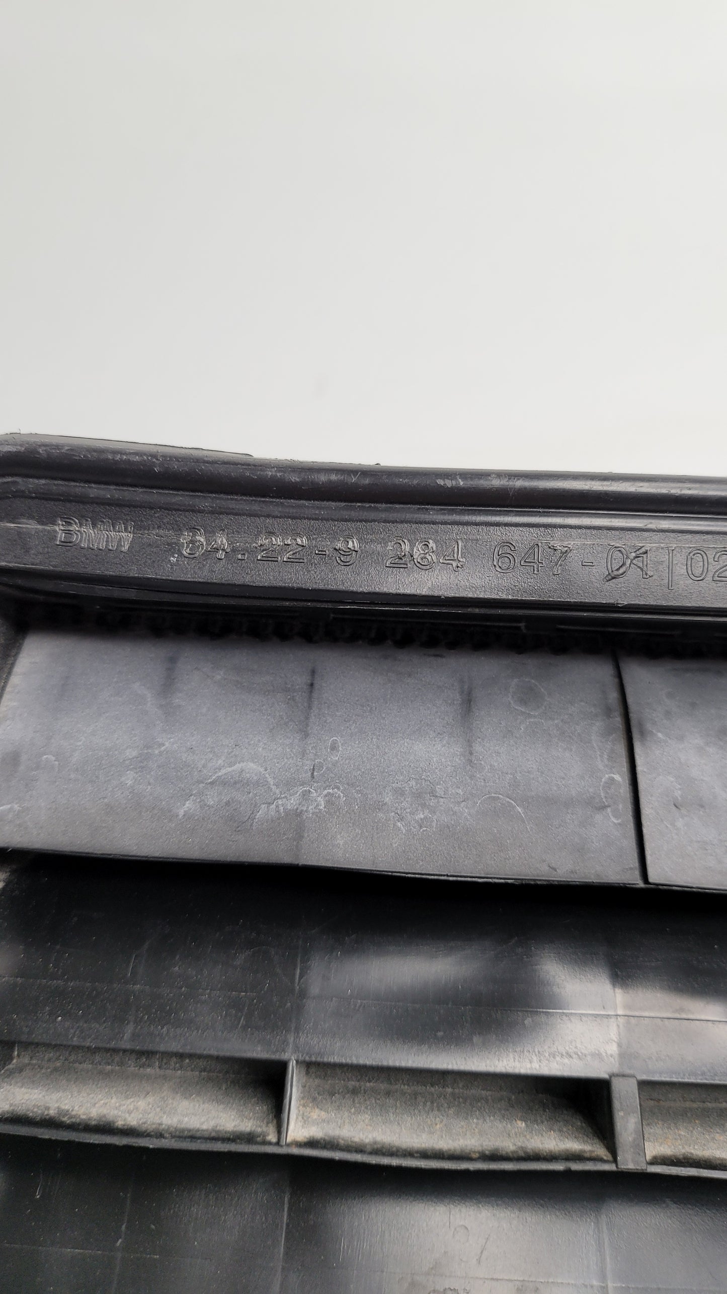 BMW M3 F80 Rear Ventilation Air Vent Deflector - 608290-10 - MPerformance.parts