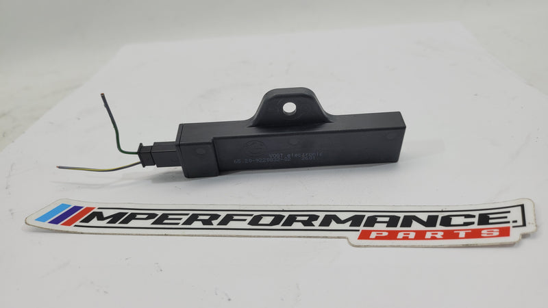 BMW M3 F80 interior keyless access antenna module 9220832, showing the black plastic component with integrated connectors.