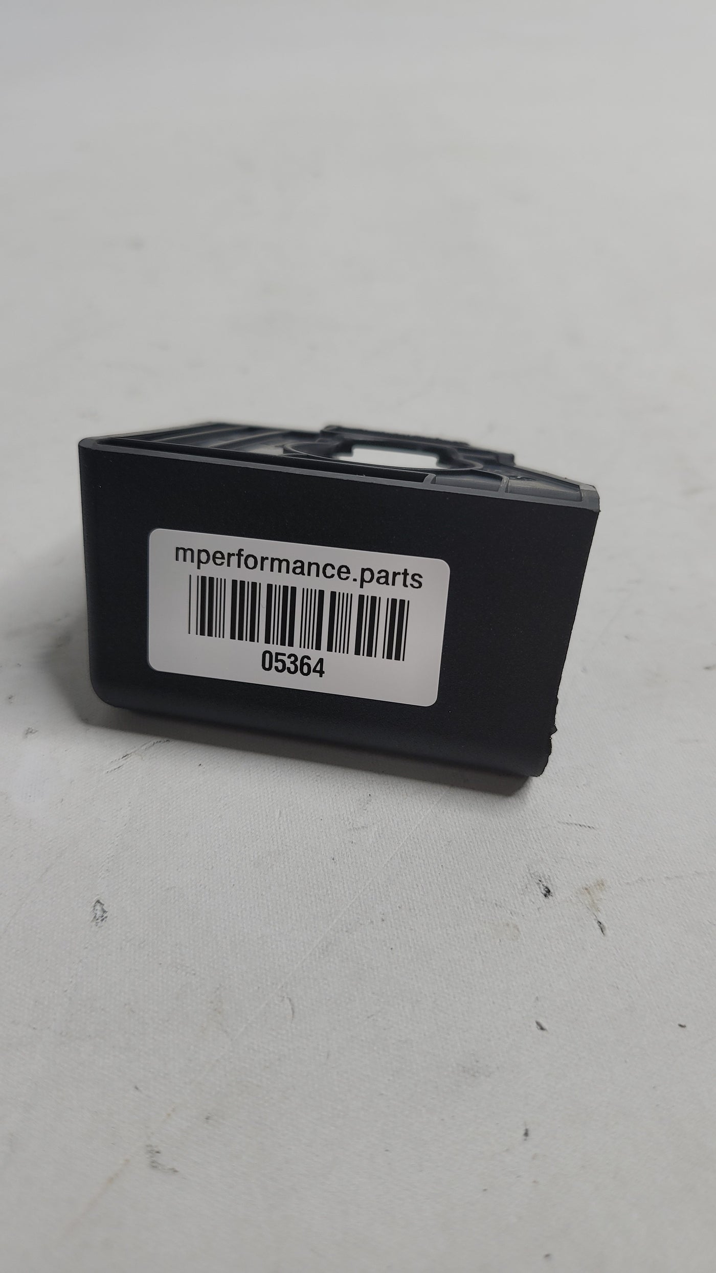 BMW G80 M3 M4 RIGHT SEAT RAIL COVER 7448268 - MPerformance.parts