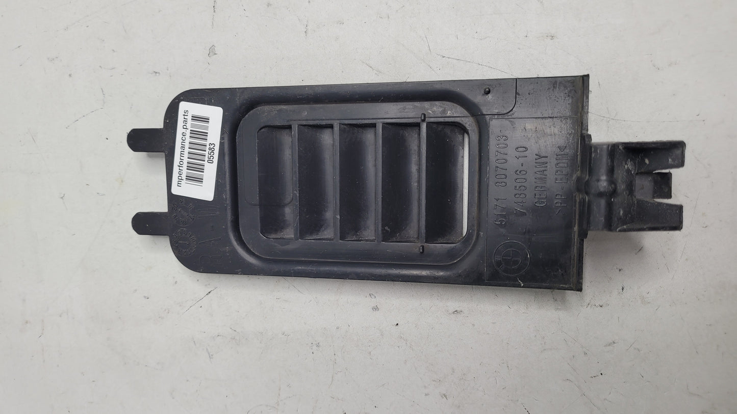 BMW G80 M3 M5 FENDER LINER VENT COVER SPLASH SHIELD 51718070703 - MPerformance.parts