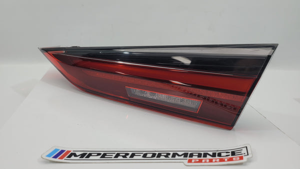 BMW 4 SERIES REAR TAIL LIGHT ON TAILGATE RIGHT DRIVER SIDE 7956630 G82 M4
