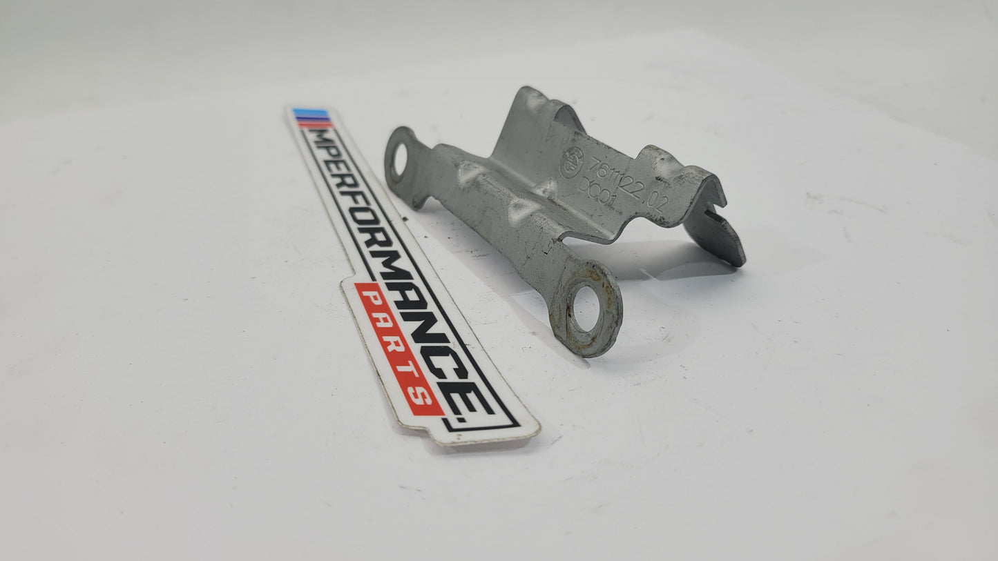 BMW M2 MAIN BODY ENGINE WIRE HARNESS CABLE HOLDER BRACKET - 7611122