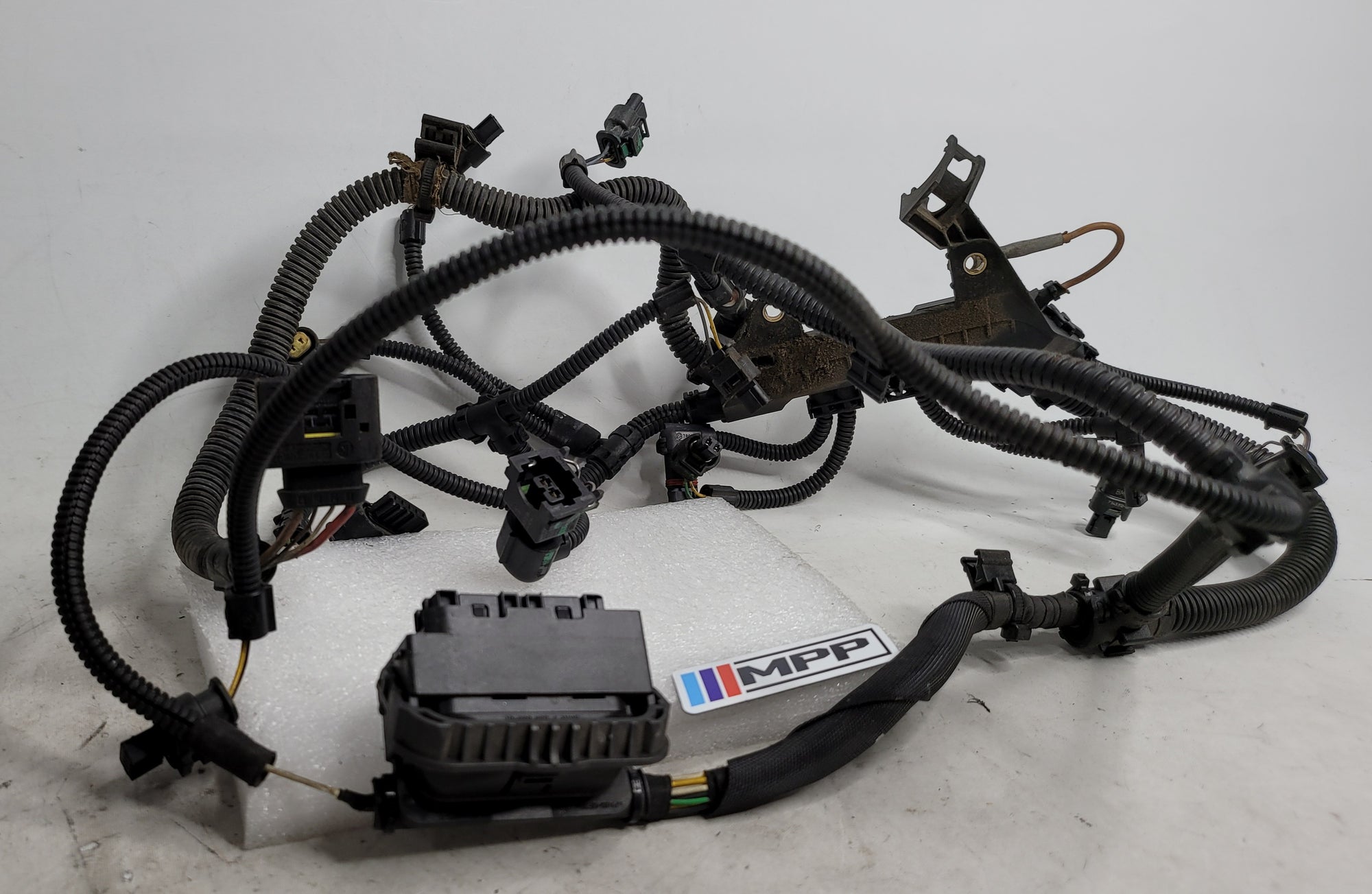 BMW 428i 328i 228i F30 F32 F36 N20 engine wiring harness by MPerformance.parts, showing the wiring and connectors.