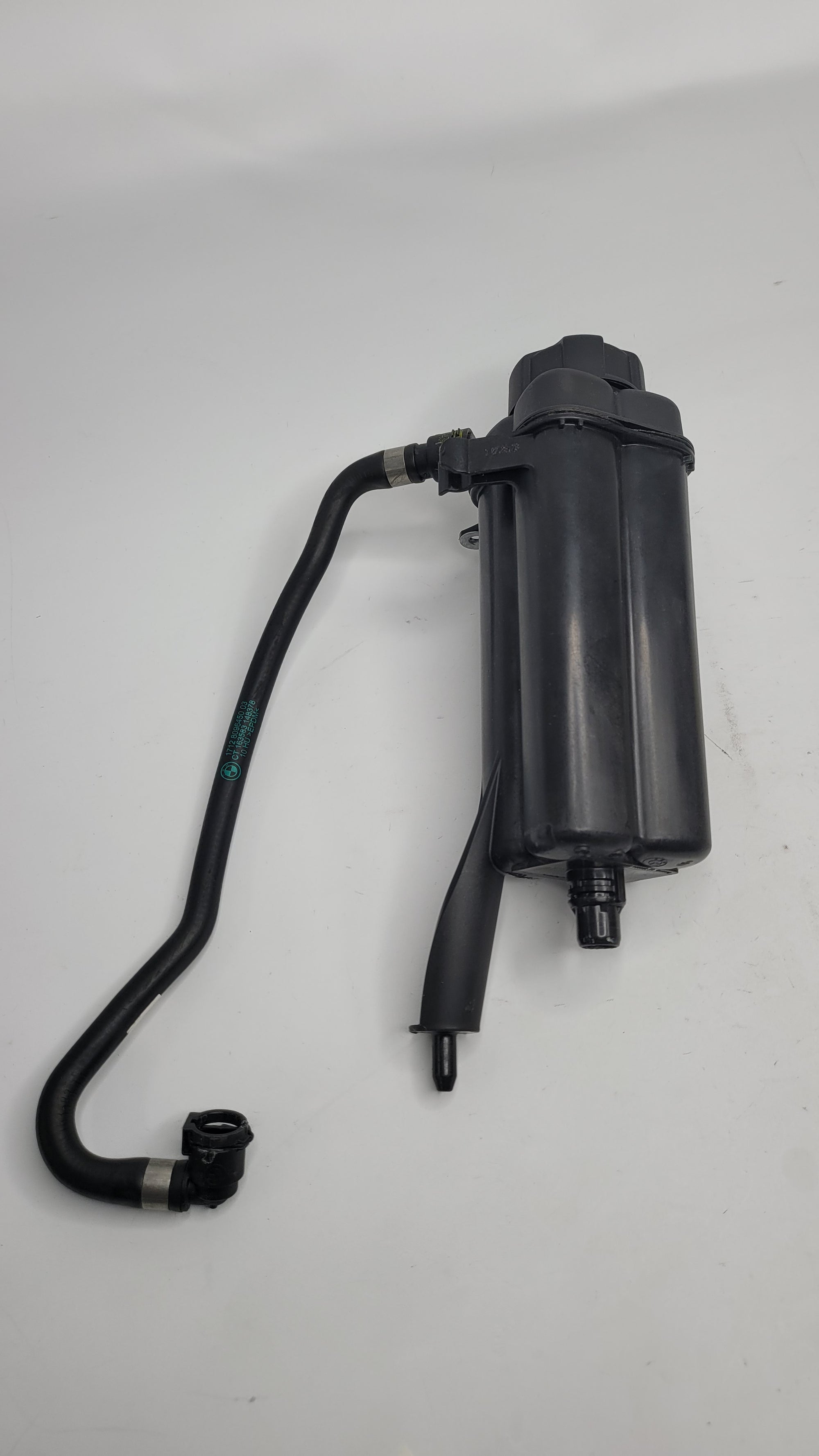 BMW M3 M4 G80 Reservoir Washer bottle tank / Water Line Hose Pipe 8093925/17128096450 - MPerformance.parts