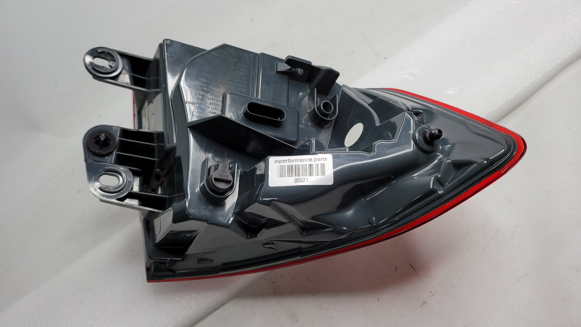BMW 3 SERIES REAR TAIL LIGHT RIGHT SIDE DRIVER SIDE h4736911806 - MPerformance.parts