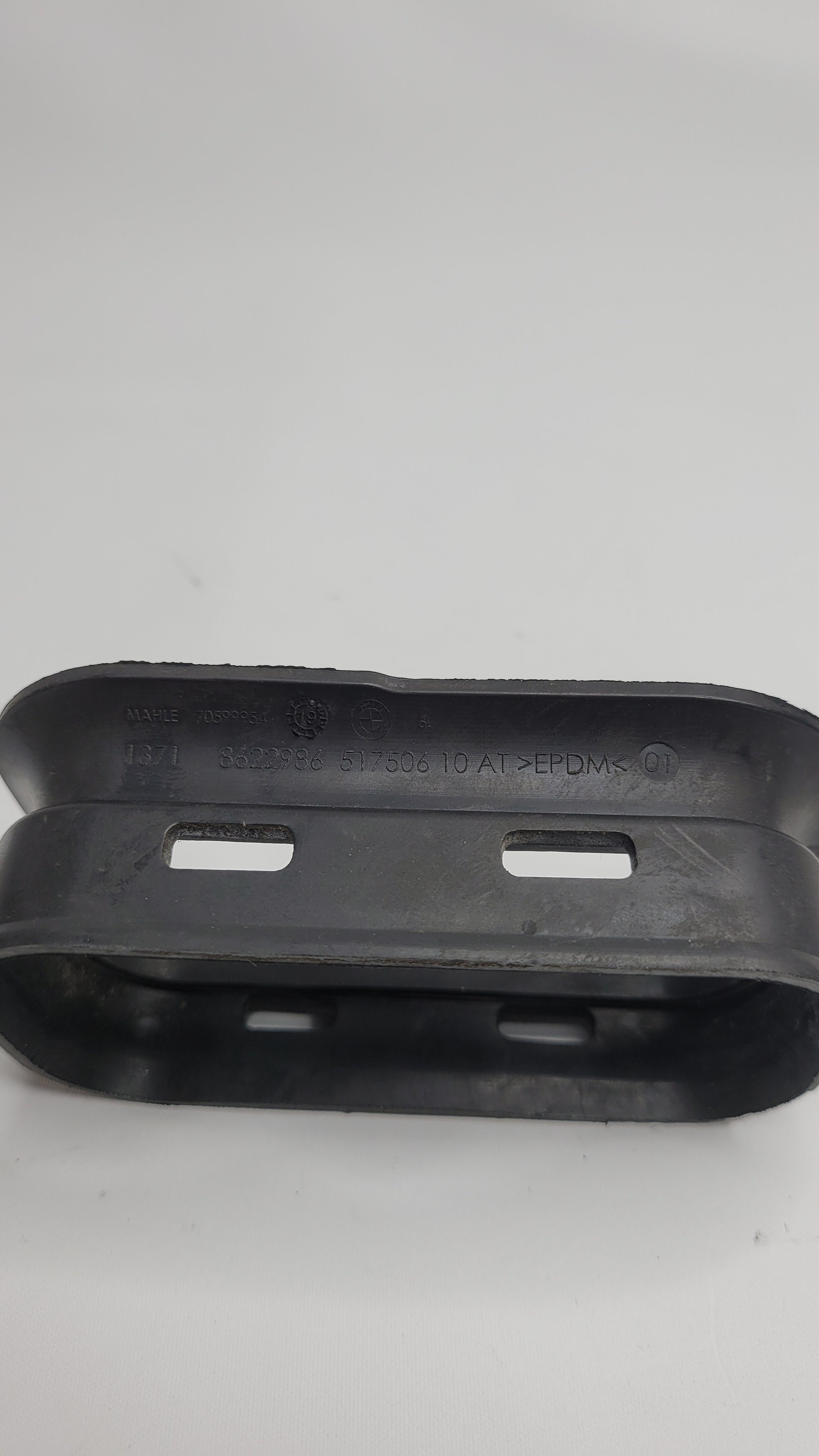 BMW 1 2 3 4 F20 F21 F22 F30 F32 Intake Manifold Front Gasket Air duct 8622986 - MPerformance.parts
