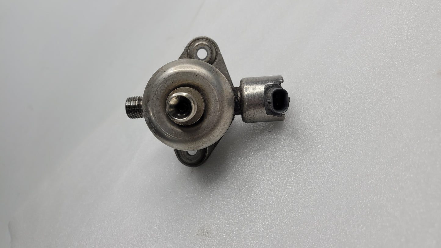 BMW F82 M4 F87 F80 F83 High-Pressure High Pressure Pump 7847204 - MPerformance.parts