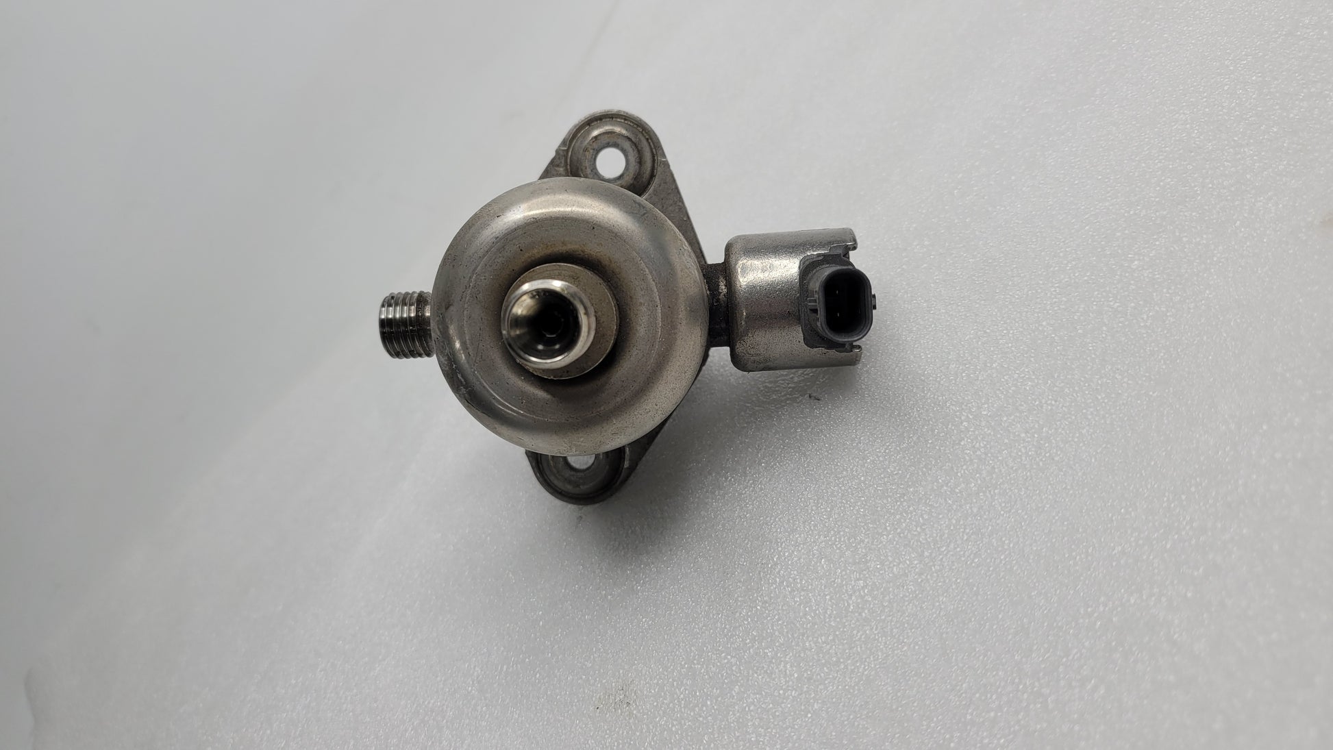 BMW F82 M4 F87 F80 F83 High-Pressure High Pressure Pump 7847204 - MPerformance.parts