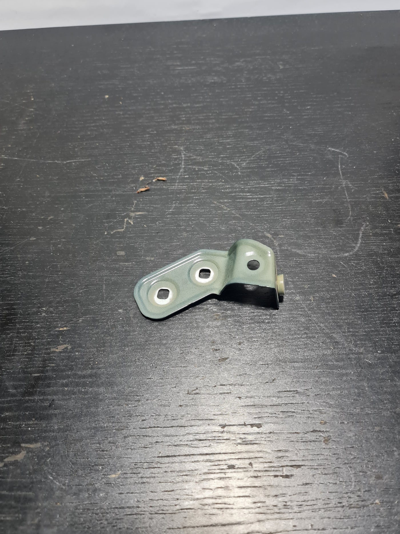 BMW 3 G80 G81 4 G22 G23 G26 G82 G83 Front Left Fender Holder 2024 7486803 OEM - MPerformance.parts