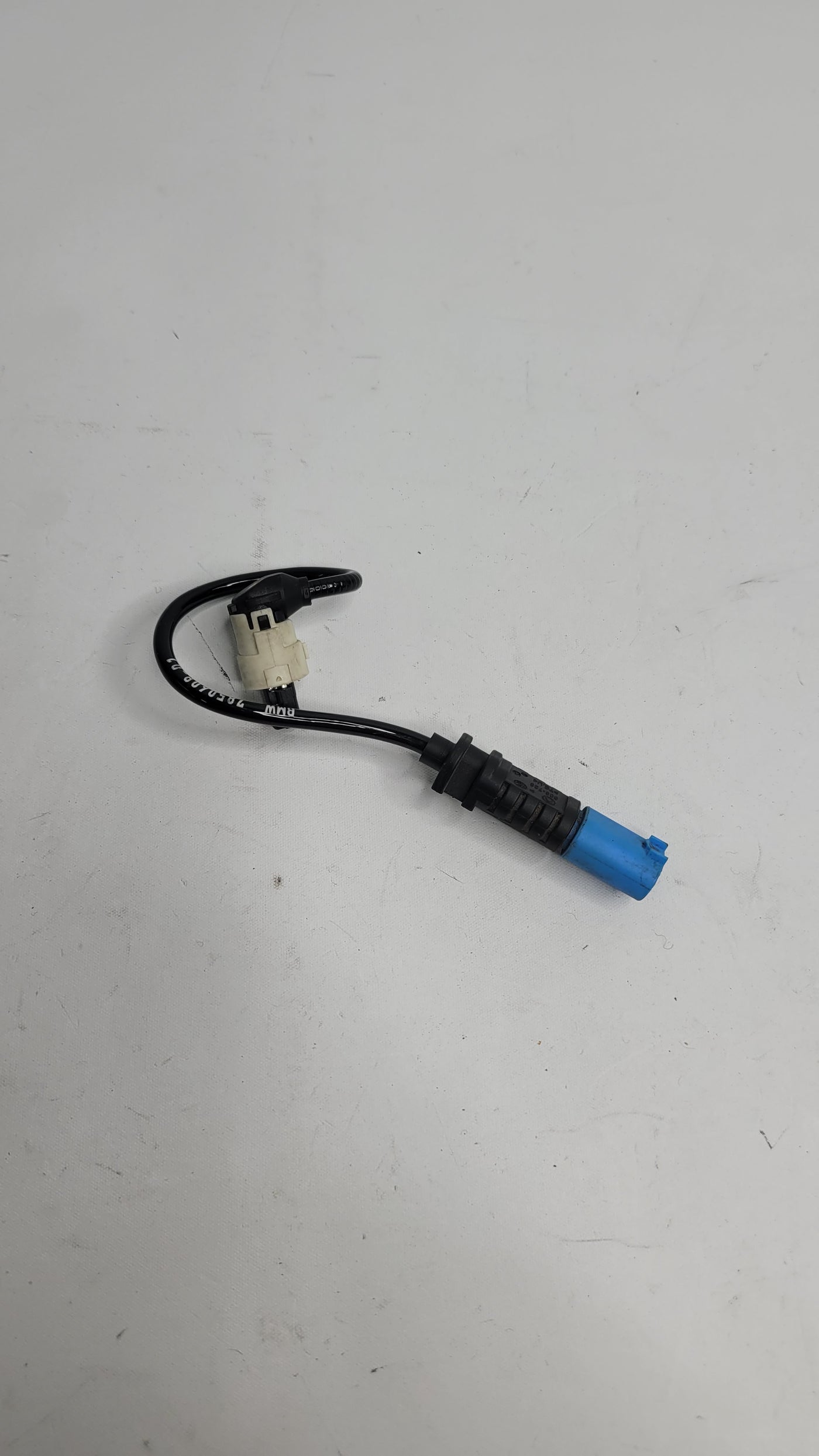 BMW M4 F82 Rear Suspension EDC Shock Damper Wire Connector 7850608-01 - MPerformance.parts