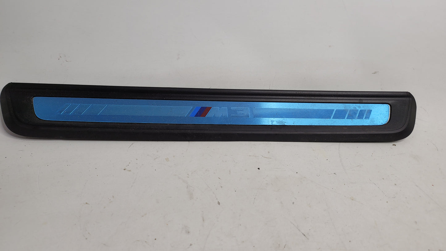 BMW M3 FRONT DOOR SILL SCUFF PLATE 8075021 - MPerformance.parts