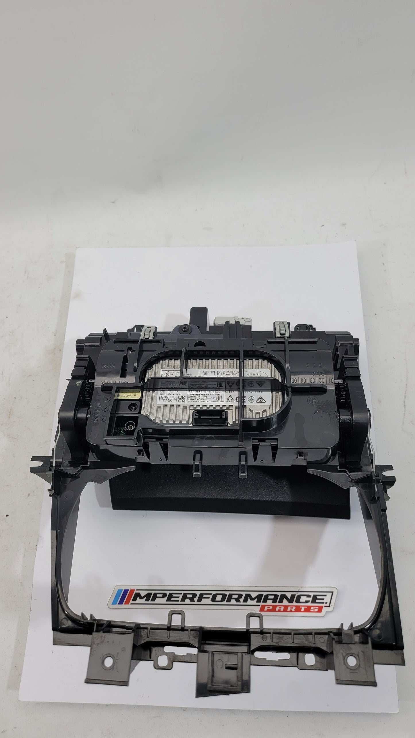 06997 - 5a55209 - 83320110 - 18701300505x - 22080208761 - 8p5a5cb6001 - MPerformance.parts