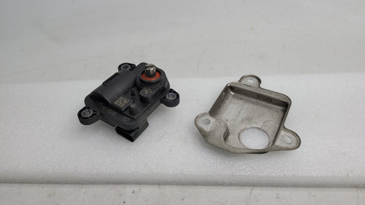 BMW M3 F30, F80 EXHAUST FLAP ACTUATOR 7851568 - MPerformance.parts