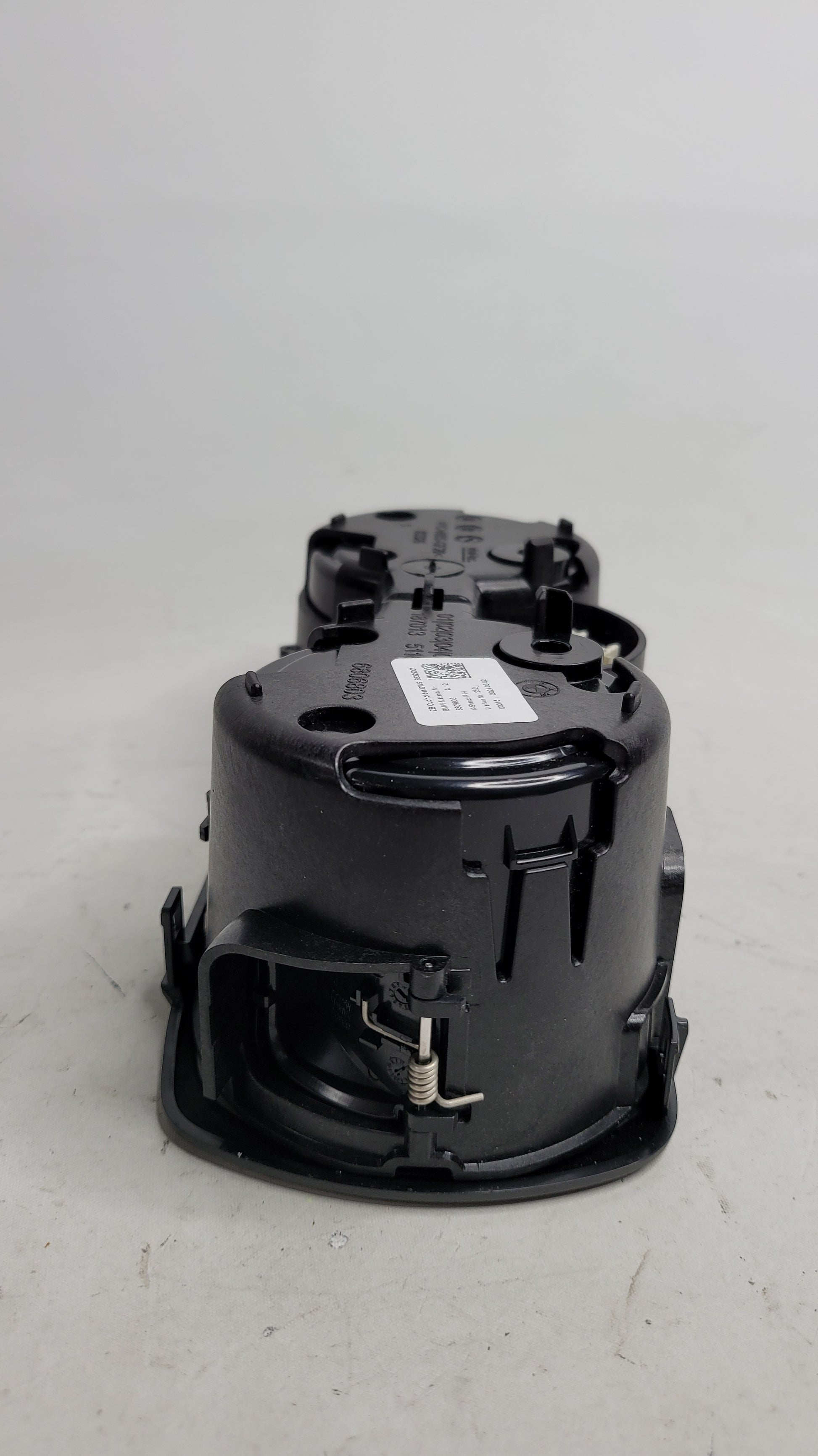 BMW M3 G80 CENTER CONSOLE CUP HOLDER ASSEMBLY 6806803 - MPerformance.parts