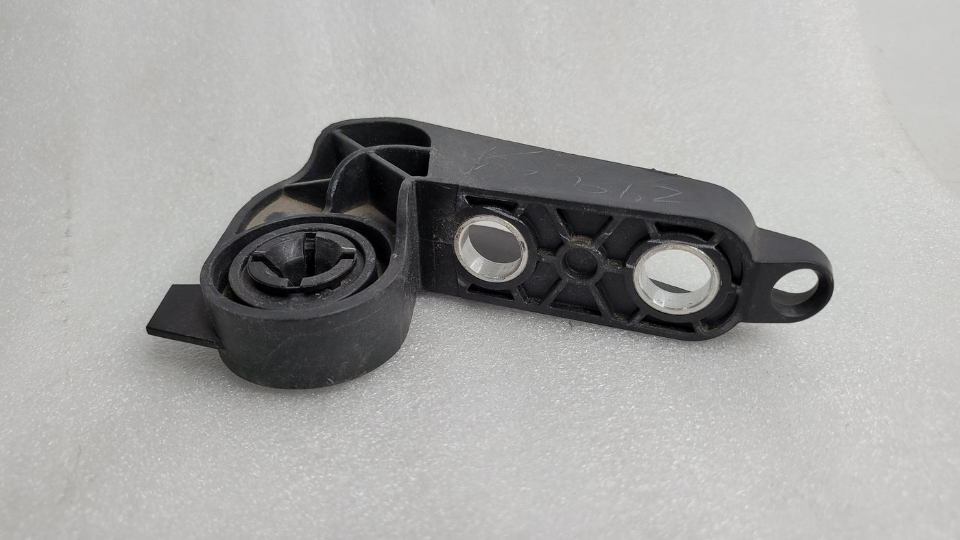 BMW M3 G80 Right Air Duct Bracket 7457052 - MPerformance.parts