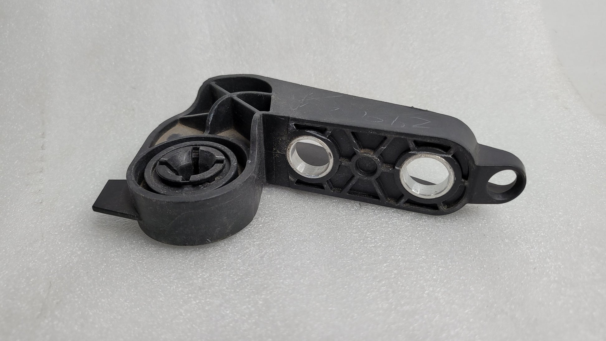 BMW M3 G80 Right Air Duct Bracket 7457052 - MPerformance.parts