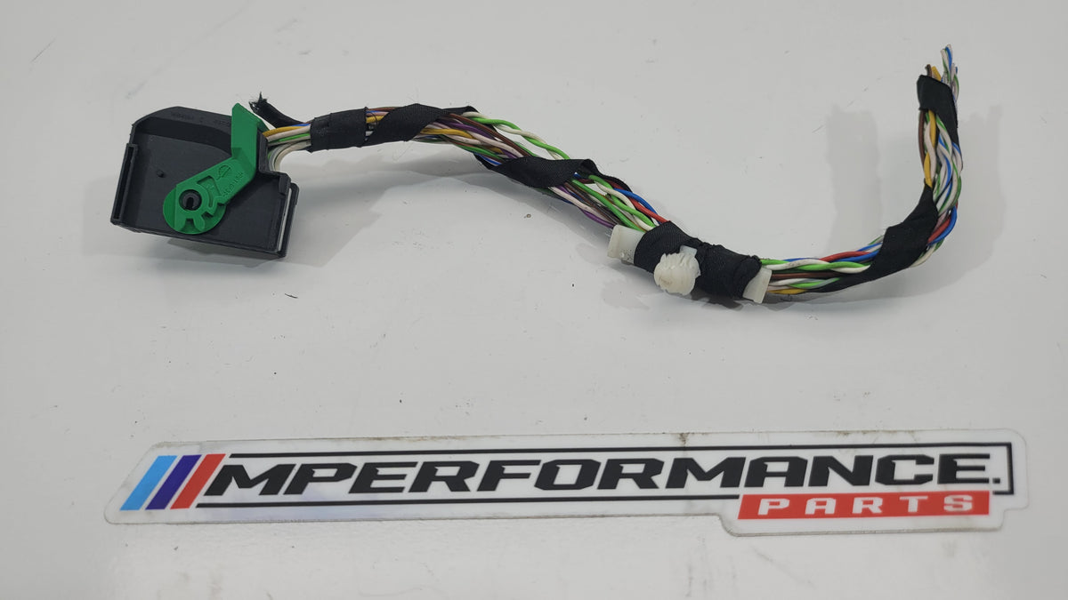 07230 - 6954568-03 - flag plug - MPerformance.parts