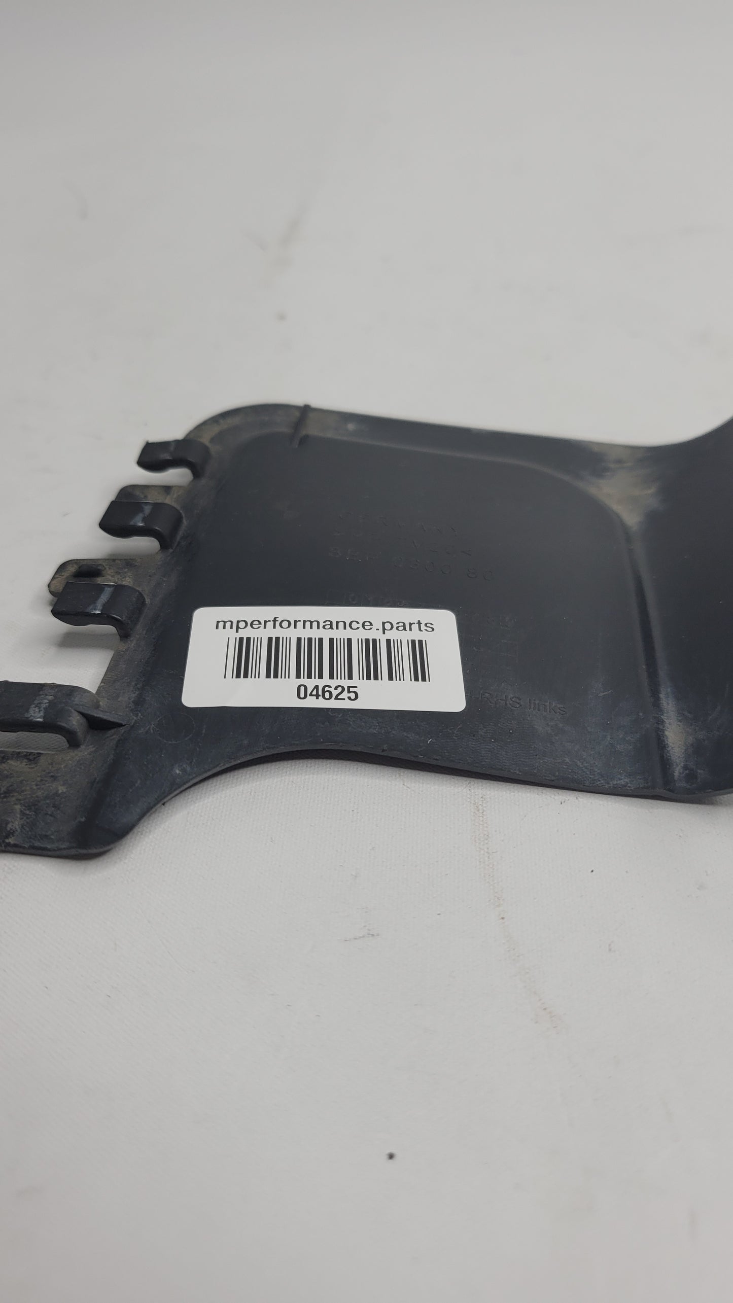 BMW M3 F80 LEFT Cover / CAP 8060409 - MPerformance.parts