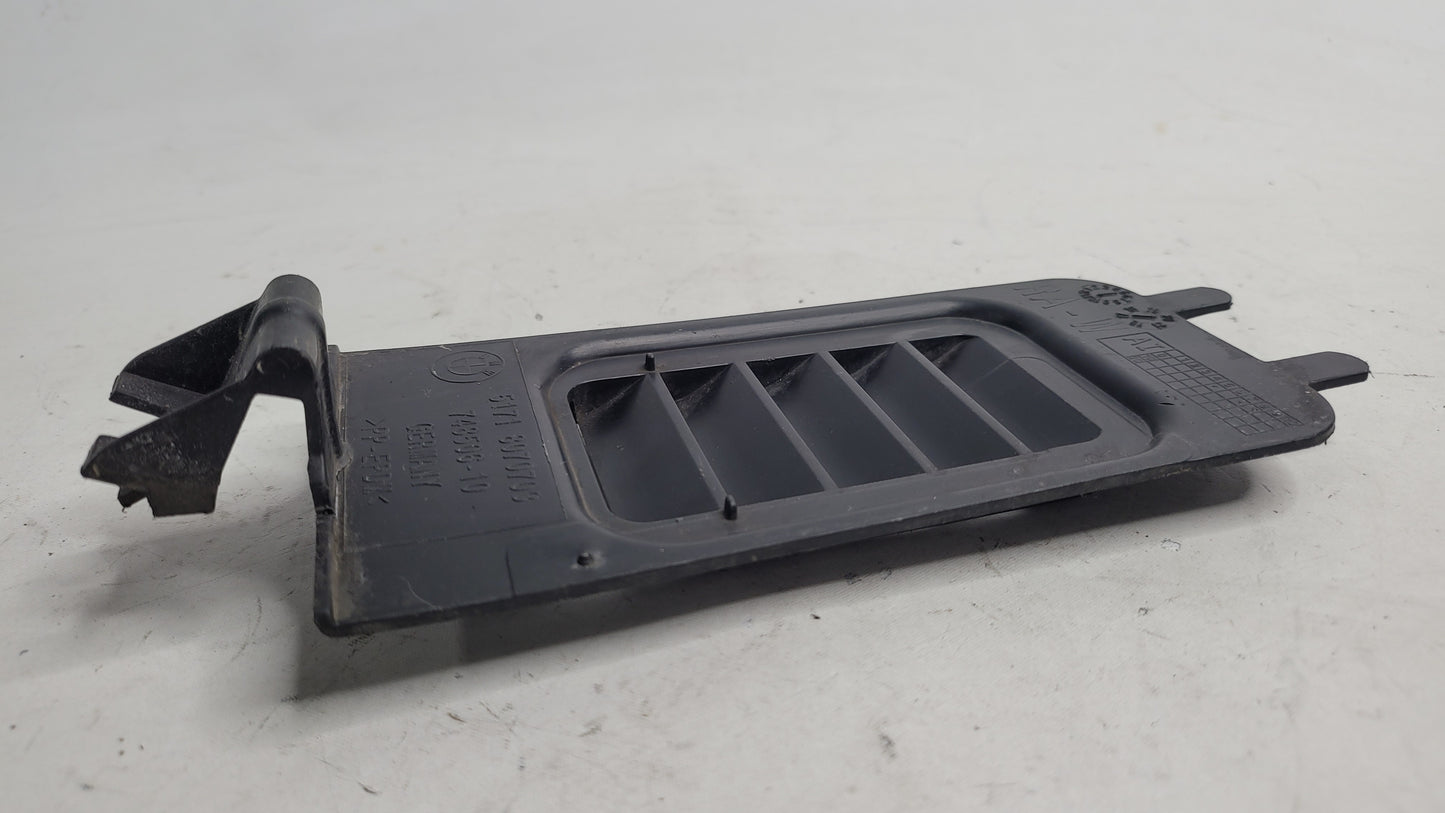 BMW G80 M3 M5 FENDER LINER VENT COVER SPLASH SHIELD 51718070703 - MPerformance.parts