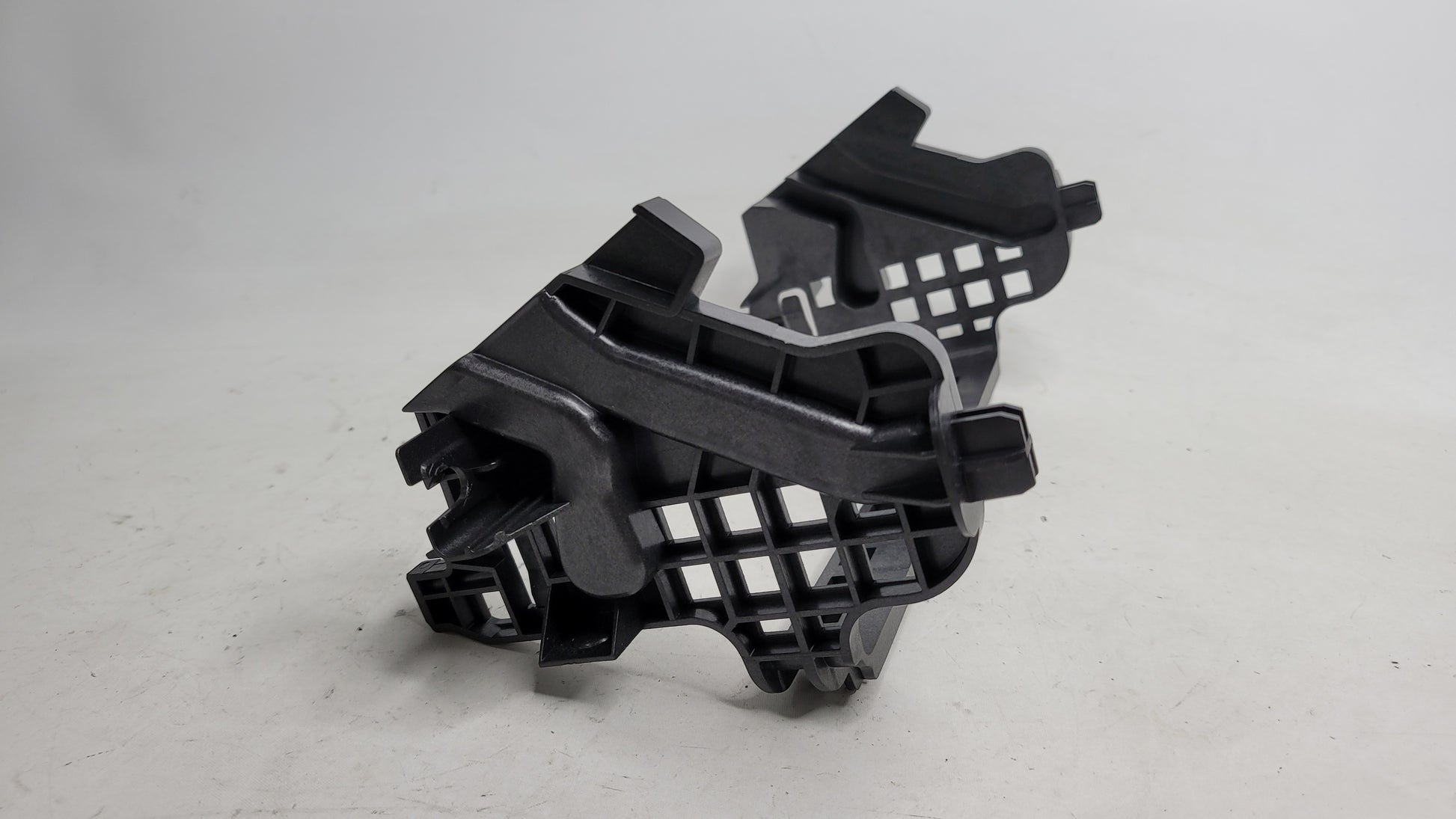 BMW G80 M3 functional carrier center console 6811443 - MPerformance.parts