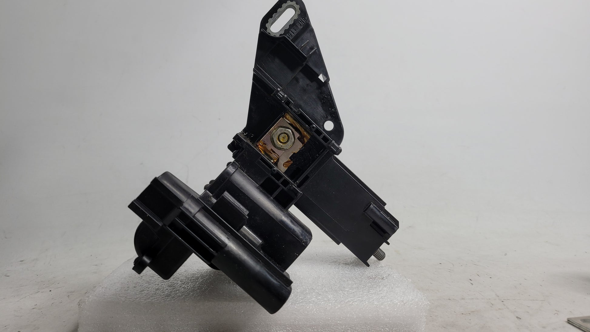 BMW M3 F80 2018 Positive Battery Terminal Junction Box 935615901 - MPerformance.parts