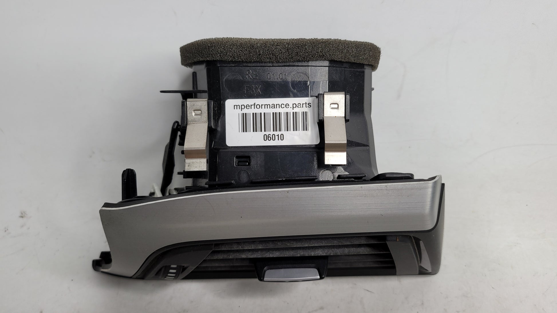 BMW F30 316 320 328 330 FRONT DASH AC VENT RH DRIVER RIGHT HAND 9231995 - MPerformance.parts