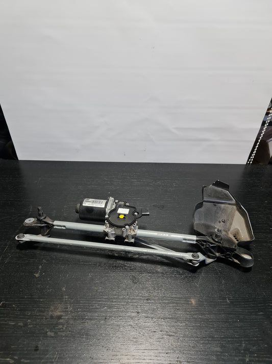 BMW F30 Front Windscreen Windshield Wiper Motor Valeo W000026098 7267504 7260489 61617260489