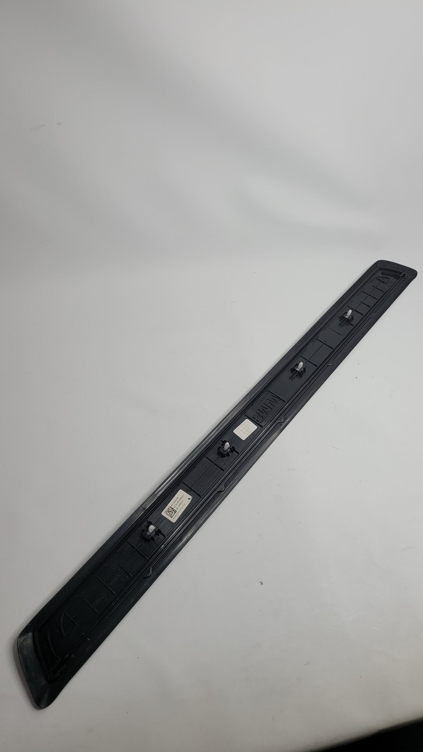 BMW G82 M4 OEM DOOR SILL KICK PLATE W/ LOGO RH LH 8075024-06 - MPerformance.parts