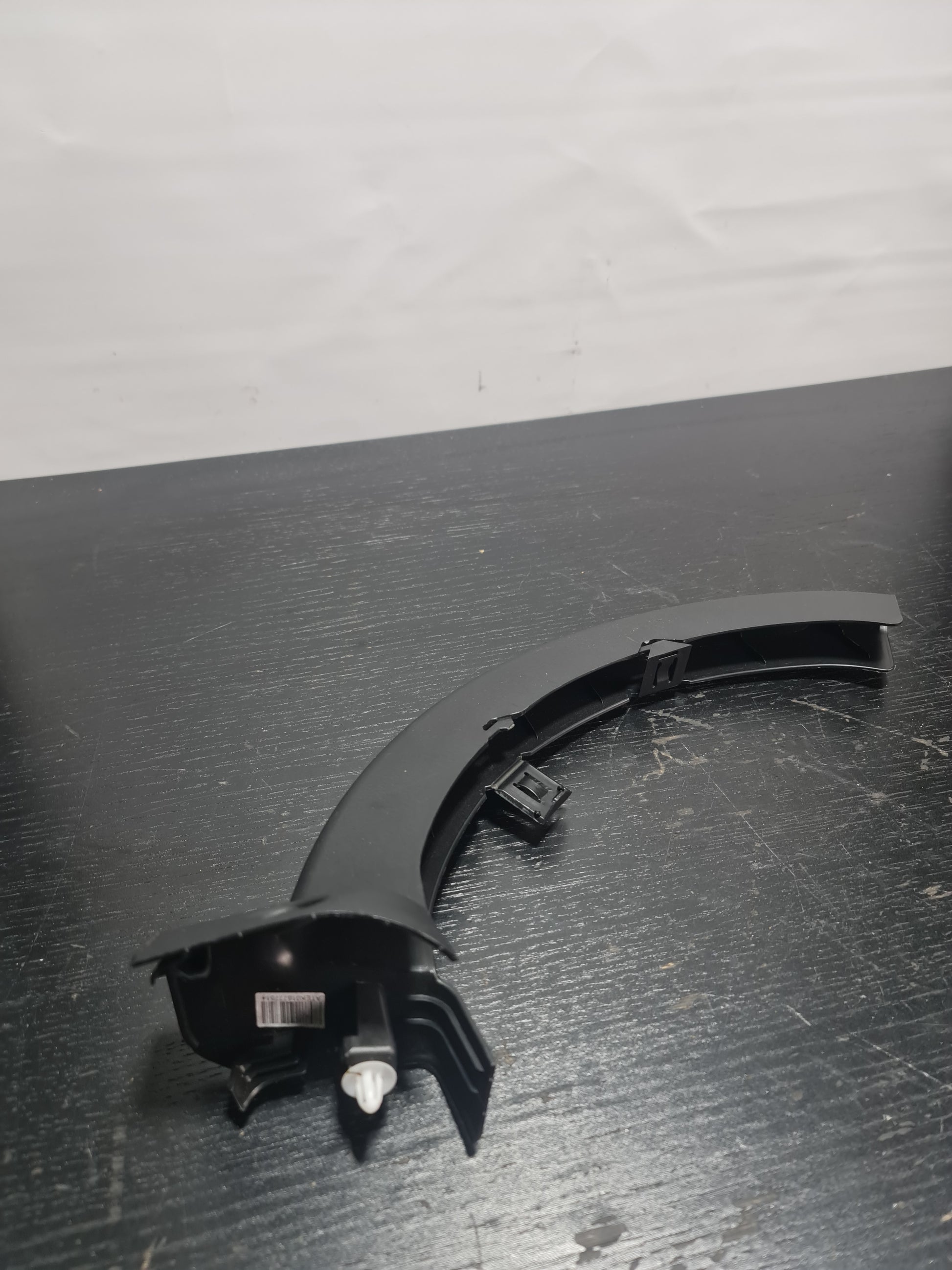 BMW G80 M3 Fairing Hinge Tailgate Left 7430623 - MPerformance.parts
