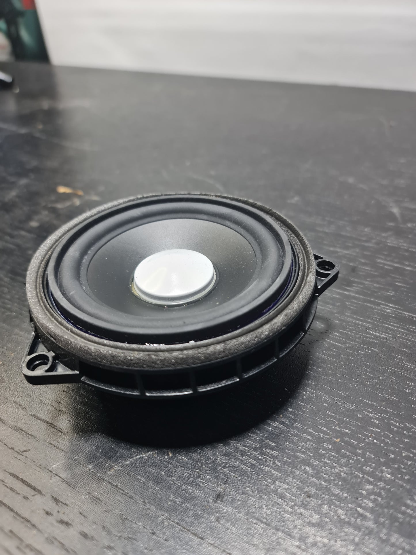 2010-2020 BMW 65-13-9-368-383 BMW 65139368383 Mid-Range Speaker, Hifi/Top Hifi 9368383 01