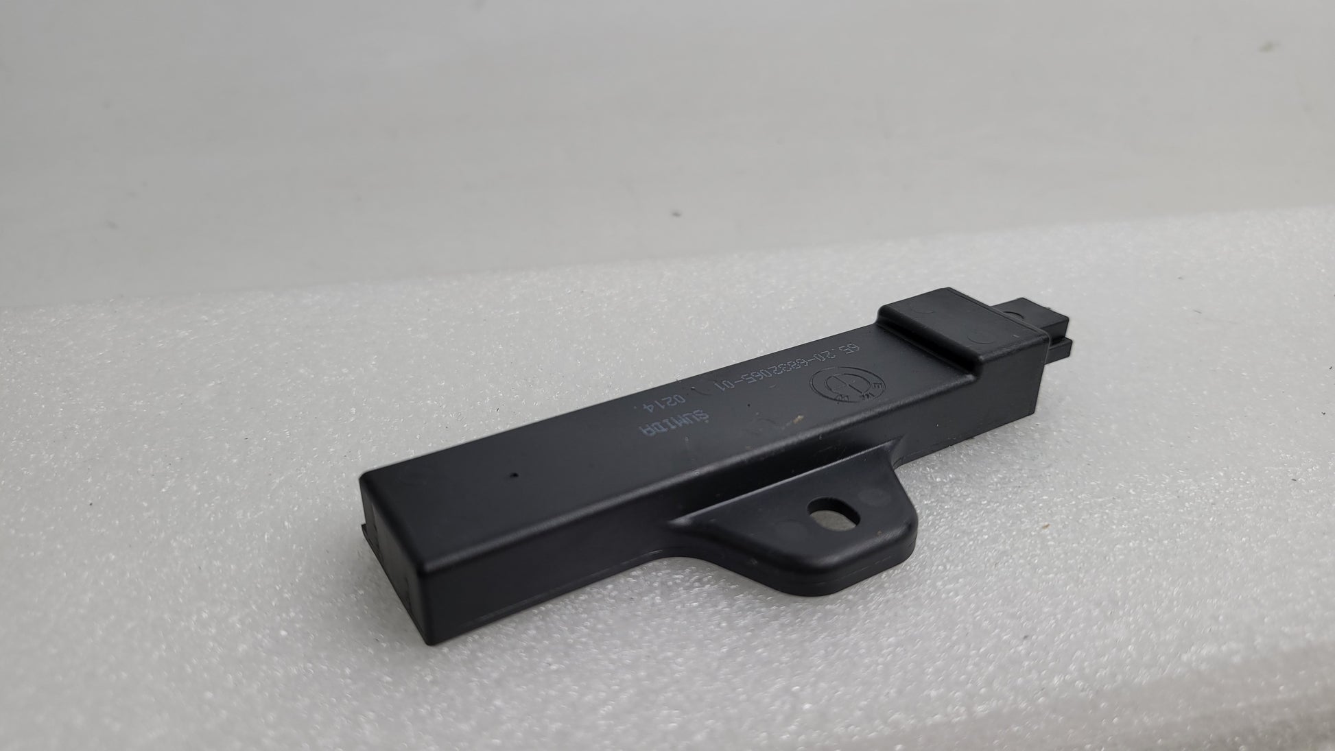 BMW G80 M3 INNER KEYLESS ENTRY ANTENNA 65206832065 - MPerformance.parts